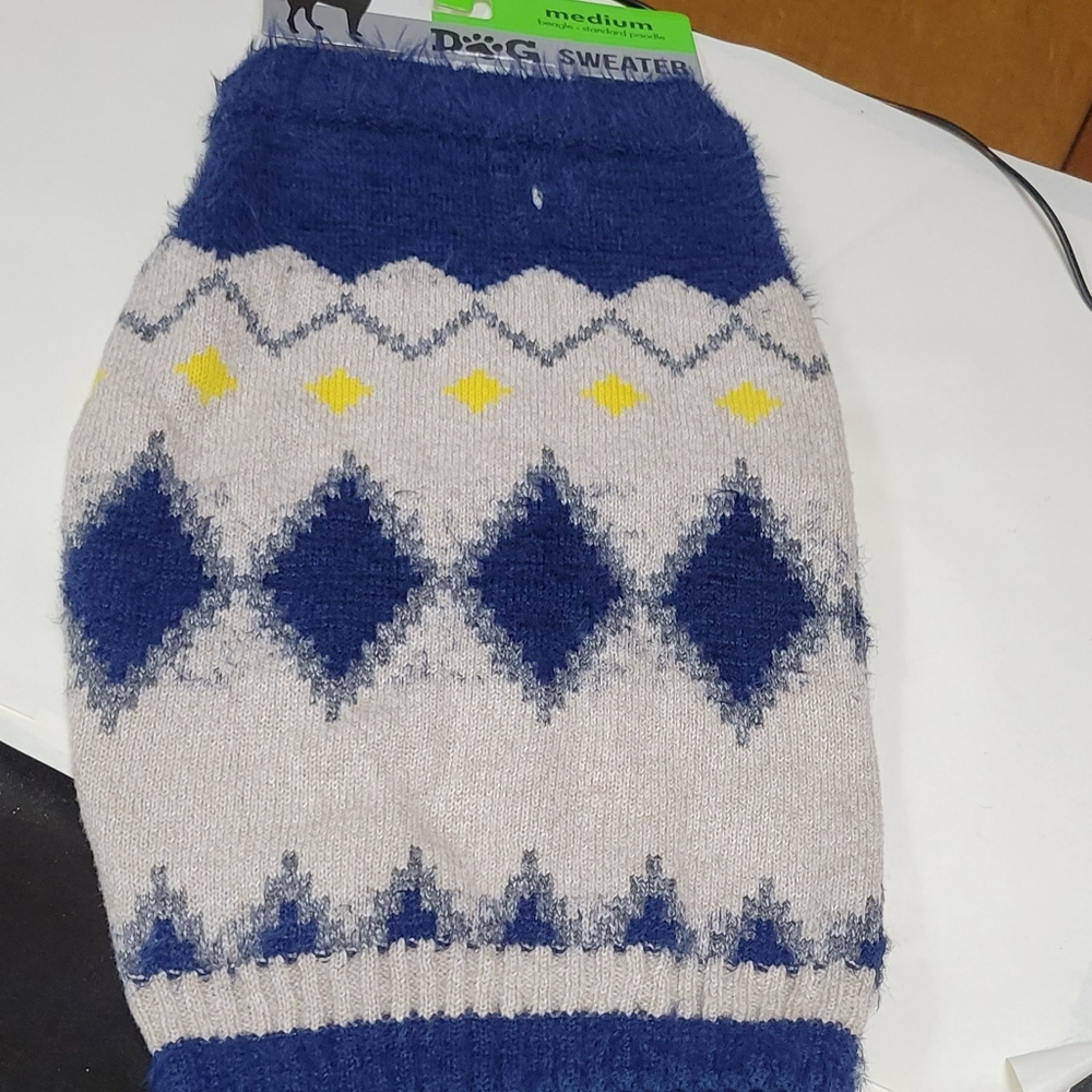 Dog Sweater, Medium, Navy Blue/Beige/Yellow/Gray Geometric, New